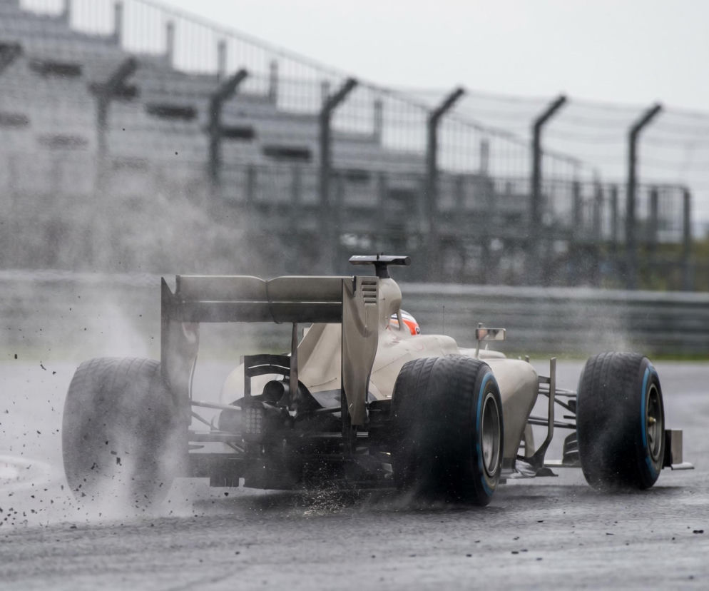 Charles Leclerc wygrywa Grand Prix Wielkiej Brytanii. Kto zaliczył fatalny występ na Silverstone?