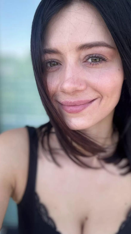Adriana Kalska zaświeciła biustem! Fani oszaleli w komentarzach