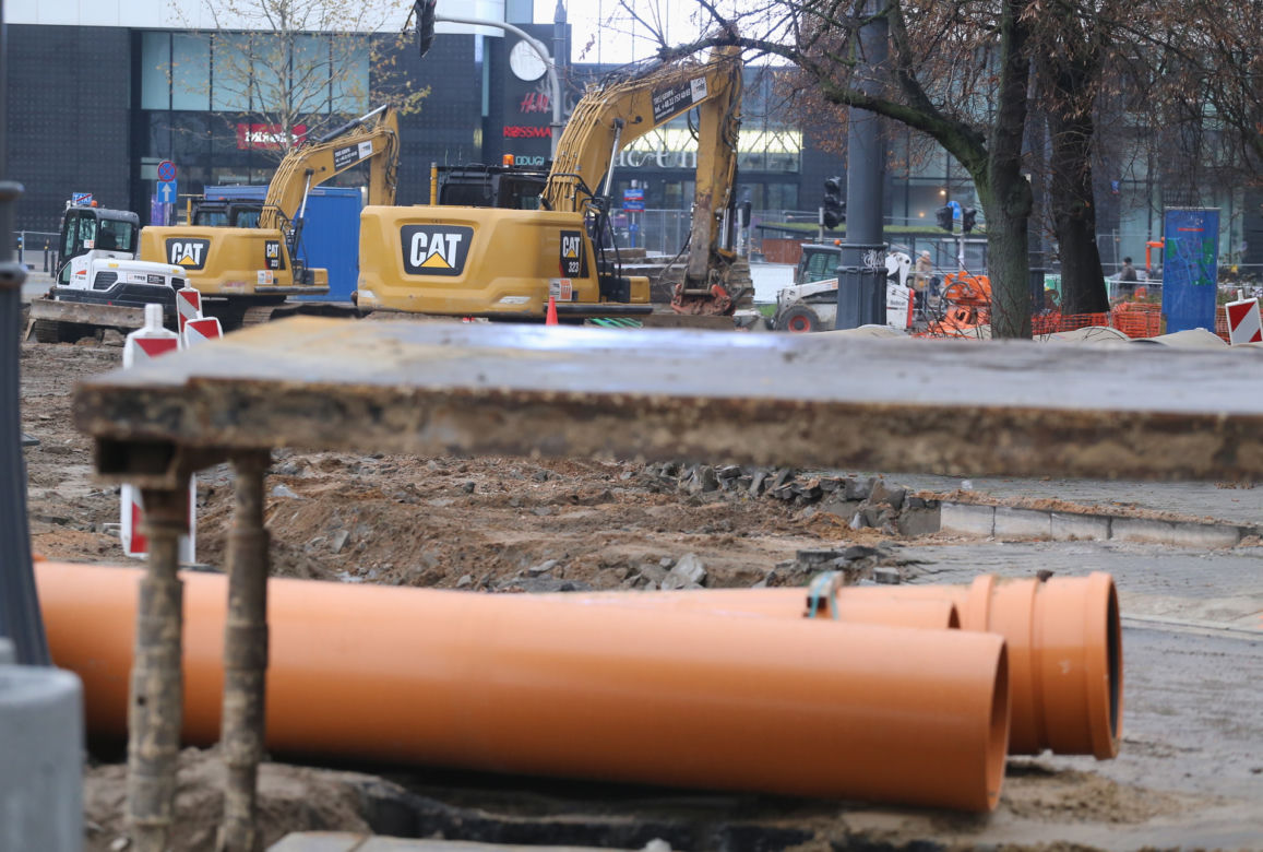 Budowa tramwaju na Wilanów opóźniona. Sprzeczne tłumaczenia inwestora i wykonawcy 