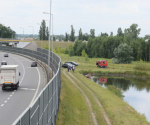 Prace strażaków na miejscu znalezienia ciała Dawidka