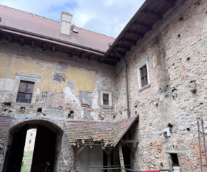 Dwór Czarne w Jeleniej Górze