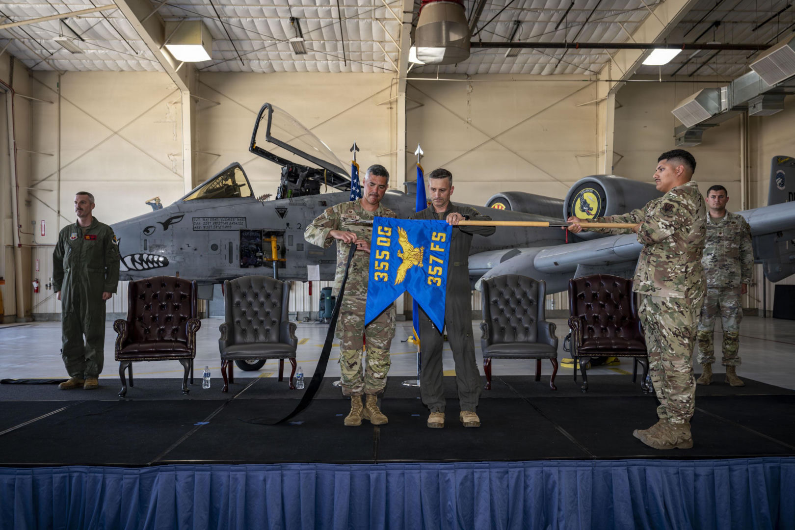 Koniec epoki "Guźca" w Arizonie. Siły Powietrzne USA pożegnały A-10 w bazie Davis-Monthan