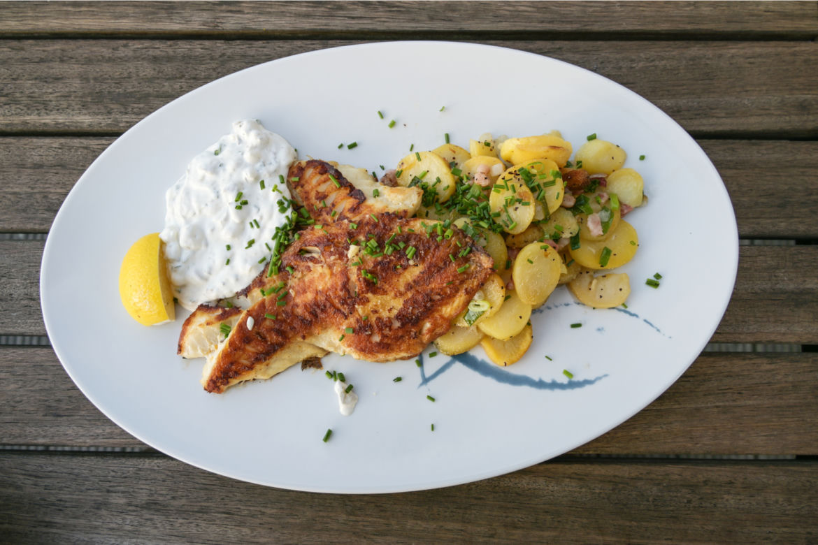 Filet karmazyna z patelni