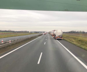 Pożar samochodu na A2 koło Poznania