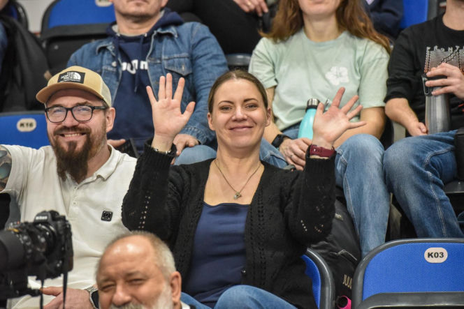 Halowe mistrzostwa Polski w Kujawsko-Pomorskiej Arenie Toruń. Zdjęcia kibiców i zawodników