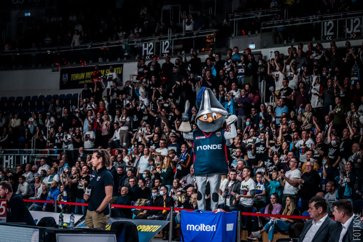 Twarde Pierniki Toruń - Anwil Włocławek 84:92, dużo zdjęć z Areny Toruń