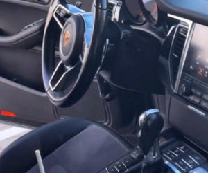 Gwiazda FAME MMA jeździ Porsche Macan