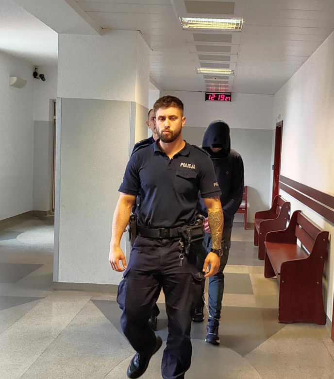 Karolina chciała odejść, Grzegorz zwabił ją garażu. Tragiczny finał