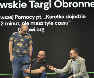 Warszawskie Targi Obronne. Scena Biała Blok z Pierwszej Pomocy pt. „Karetka dojedzie za 12 minut, nie masz tyle czasu”