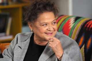 Barwy szczęścia, odc. 3336. Lucyna Zwierzchowska (Grażyna Zielińska)