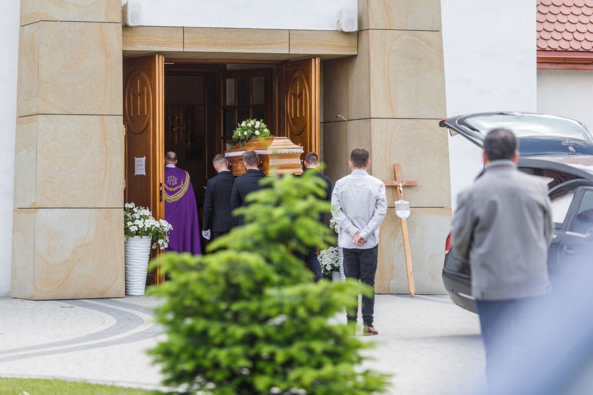 Pogrzeb Doroty z Nowego Targu. Ciężarna 33-latka zmarła nagle razem z dzieckiem