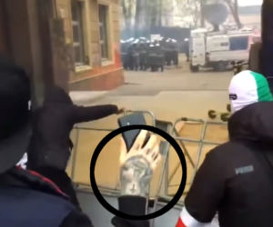 Oni zaatakowali policjantów. Nie popuszczą, aż ich złapią 