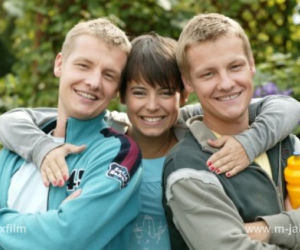 M jak miłość. Madzia (Anna Mucha), Piotrek (Marcin Mroczek), Paweł (Rafał Mroczek)