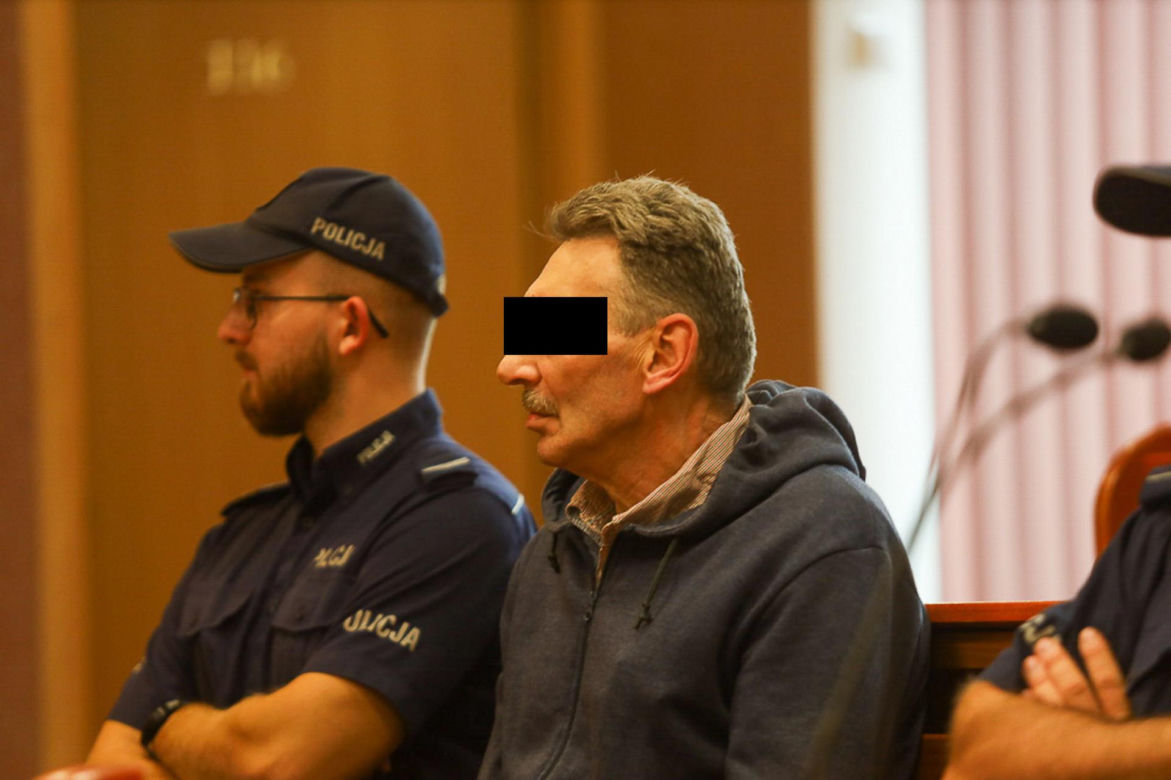 Zabił siekierą kolegę od kieliszka, napił się i poszedł spać