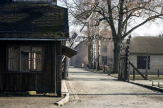 Rocznica pierwszego transportu Polaków do Auschwitz. 14 czerwca 1940 roku do obozu przywieziono 728 Polaków