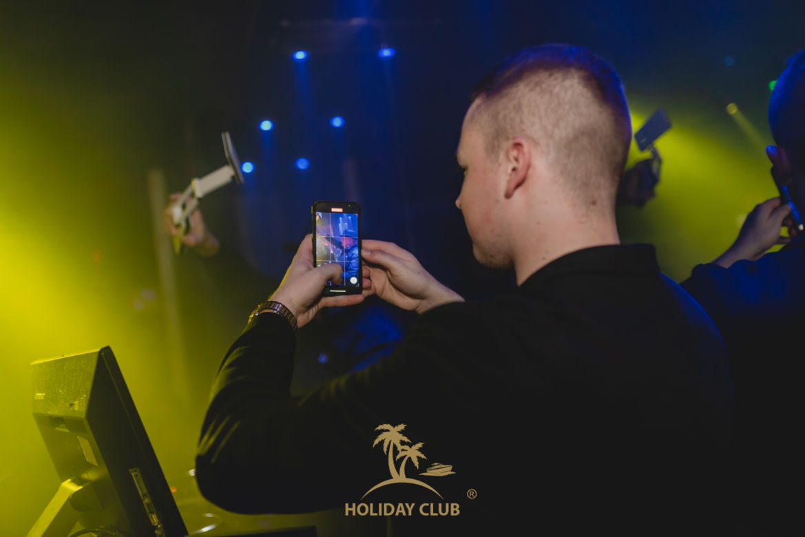 Szczecinianie w Holiday-Club. Zobacz, jak się bawią mieszkańcy! 