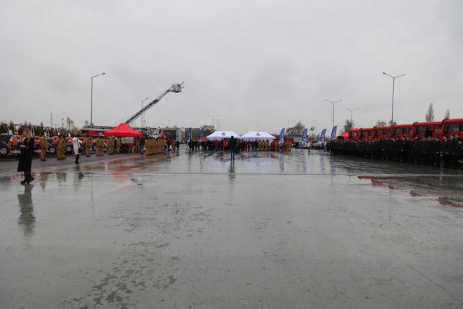 Sprzęt za ponad 50 mln zł dla strażaków z woj. lubelskiego