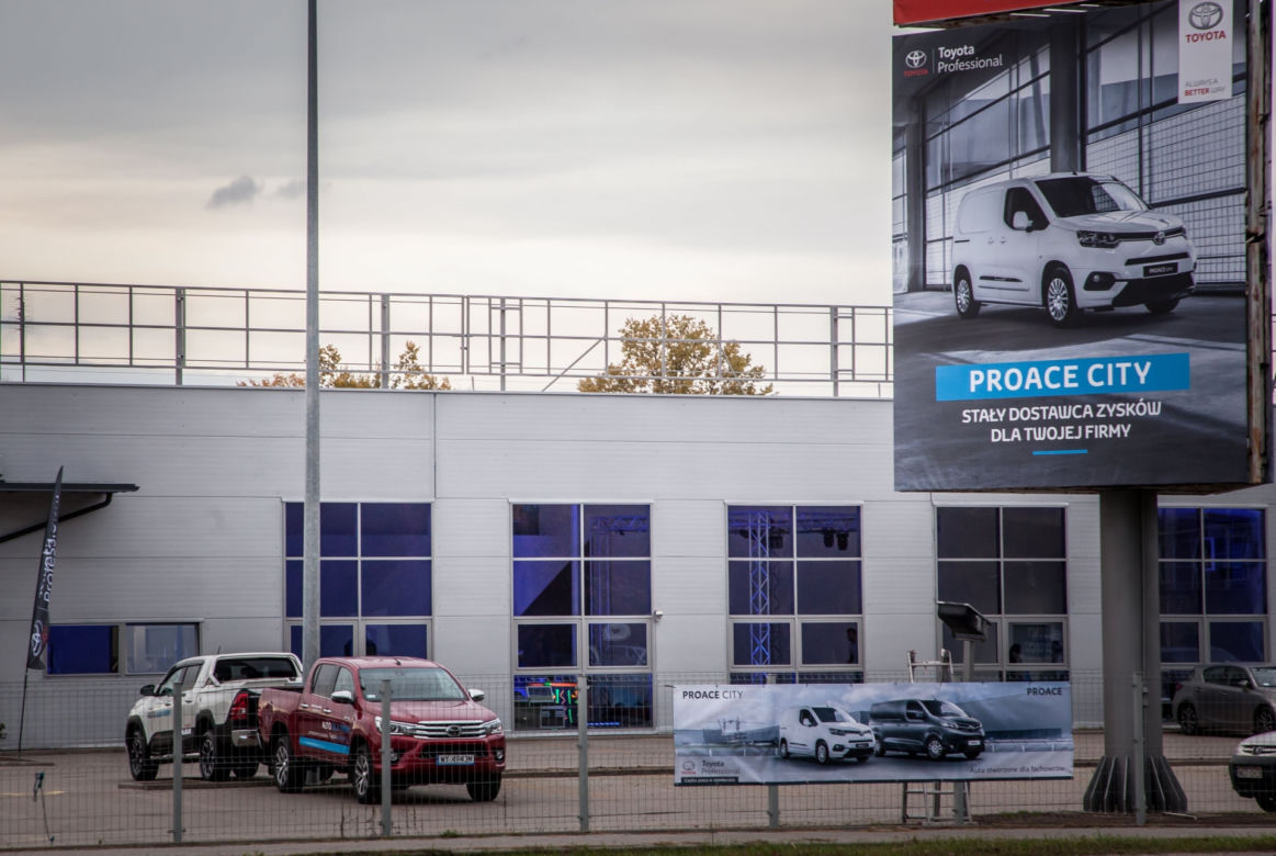 Toyota Professional - nowa marka w klasie aut użytkowych