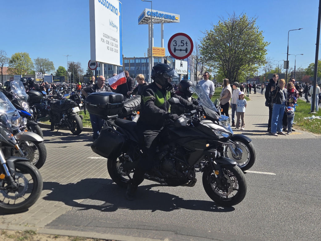 Tysiące motocykli znów podbiły Bydgoszcz! Barwna parada otworzyła sezon