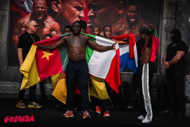 Ring girls Gromda 24