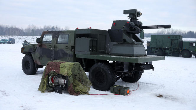 „Potwór z Tarnowa” i roje dronów. Rząd przygląda się przyszłości polskiej armii w Zielonce