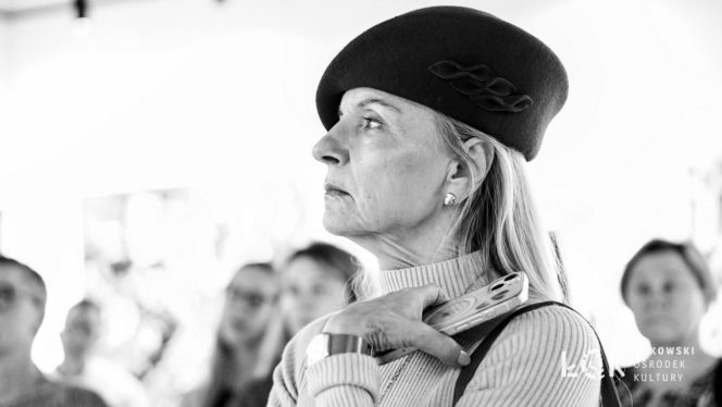 Wystawa w ŁOK "Okna na światy" Dariusza Skiermunta