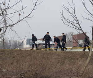 Akcja nad Wisłą. Z rzeki wyłowiono ciało mężczyzny [ZDJĘCIA]