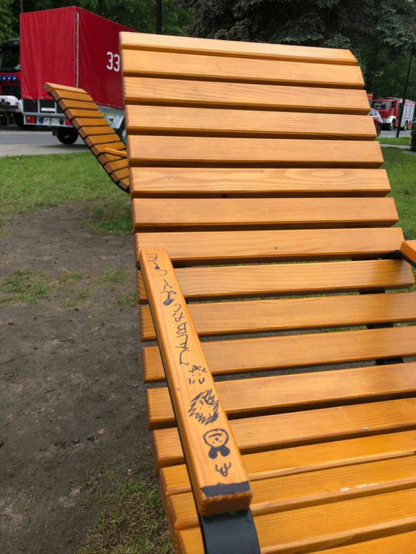 Uszkodzenia na Placu Jagiellońskim