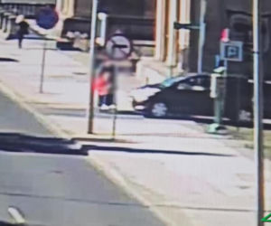 Potrącenie kobiety na wózku inwalidzkim