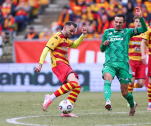 Jagiellonia traci punkty i kapitana. Lider Ekstraklasy osłabiony przed kluczowym meczem