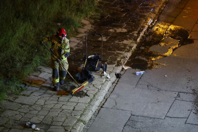 Wypadek w Krakowie. Nie żyją dwie osoby potrącone przez samochód na chodniku