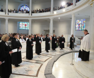 9 kobiet wyświęconych na księży w Warszawie. To pierwszy taki przypadek w Polsce