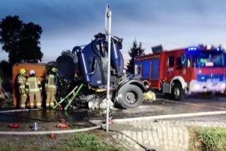 Druga ofiara tragedii pod Ciechanowem. W szpitalu zmarł 35-letni kierowca ciężarówki