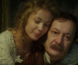 Cena wolności (rosyjska Zniewolona): Polina Lebiediewa (Tatjana Babienkowa), Aleksiej Pietrowicz Gołowin (Władysław Wietrow)