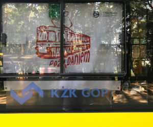 Ulicami Katowic jeździ Tramwaj Zwany Pożądaniem, który jest... autobusem