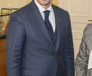 Ludzie Trzaskowskiego zarabiają więcej niż prezydent