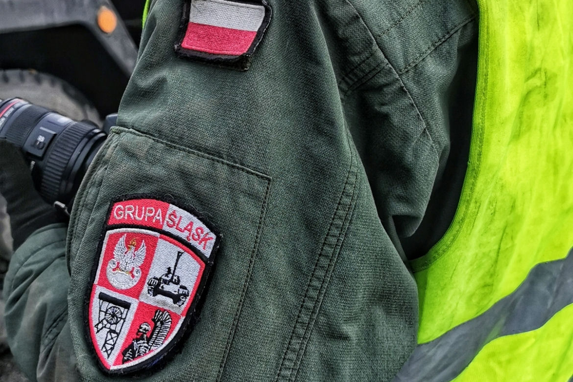 Katowice: Do kopalni "Wujek" wjechał czołg. To nowy eksponat muzealny [ZDJĘCIA]