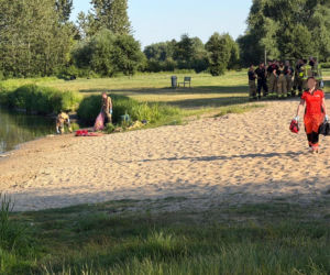 6-latka pod wodą pod Otwockiem