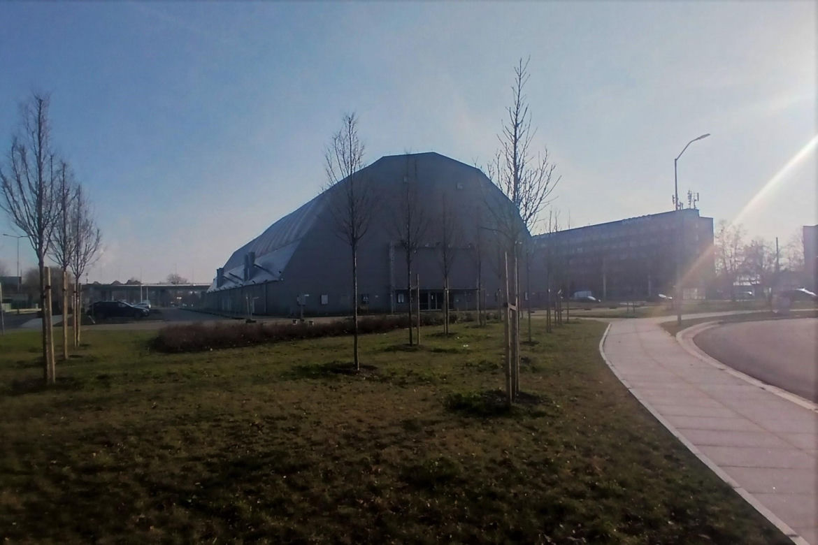 Namiot przy ul. Energetyków wciąż nie został rozebrany