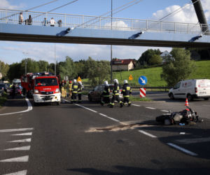 Makabryczny wypadek motocyklisty na zakopiance w Głogoczowie