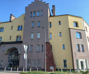 Blok jak zamek na warszawskim Ursynowie. Enklawa luksusu rodziła się w bólach