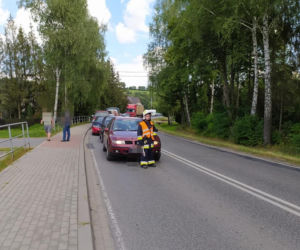 KARAMBOL w Dąbrówce Tuchowskiej. Zderzyło się pięć samochodów