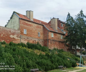 To najdłuższe mury obronne w woj. warmińsko-mazurskim. Otaczają Stare Miasto
