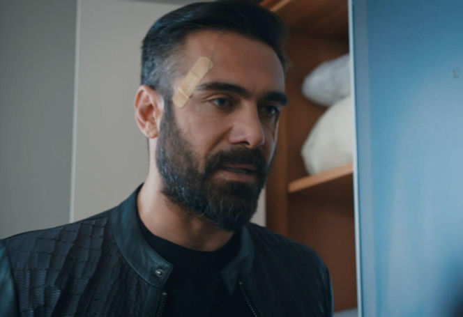 "Dziedzictwo", odcinek 861: Ferit nie może wybaczyć Ayse, że wraz z Korayem tak długo go oszukiwali. Mężczyzna porywa Dogę!