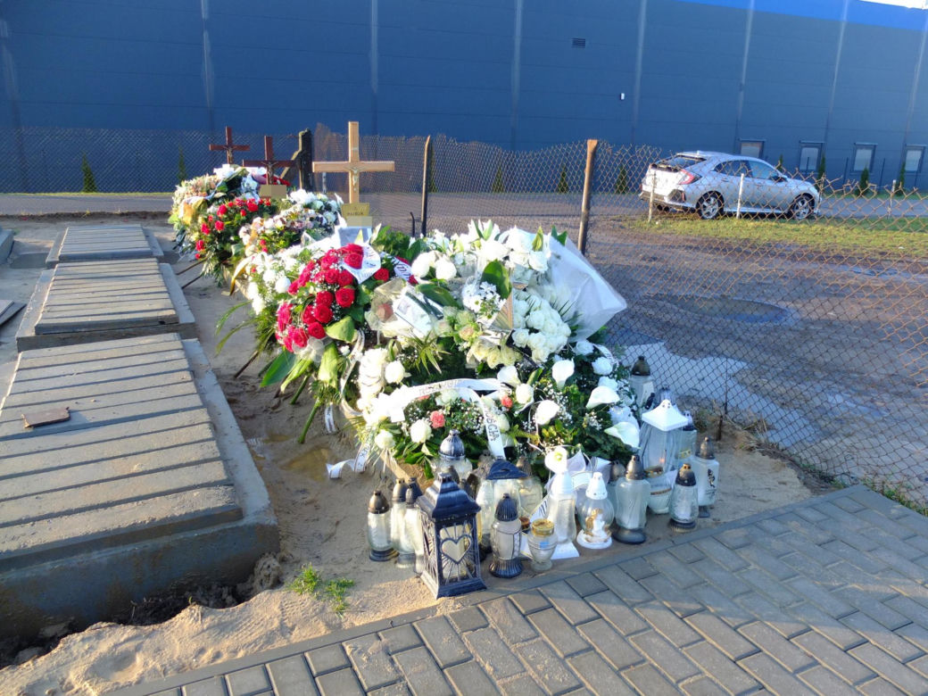 Tragiczny wypadek w Lublinie. Zginęło 3 nastolatków. Pędzili 150 km/h. "Jak zginąć, to w dzień przed Trzech Króli!"