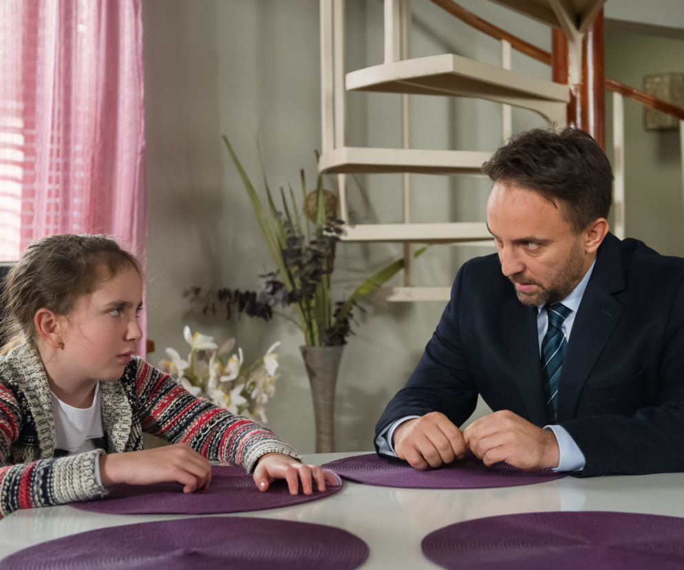 Na Wspólnej odc. 2238. Tosia (Julia Lewenfisz-Górka), Kornacki (Łukasz Matecki)