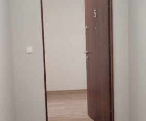 „Samotniak” zyskał nowy blask! Pierwsze mieszkania przy al. Niepodległości oddane 