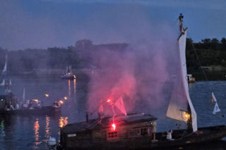 Wieczorna parada na Wiśle zachwyciła mieszkańców. Tak wyglądał finał Festiwalu Wisły w Fordonie