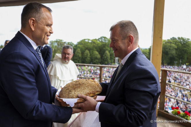 Karol Nawrocki na dożynkach