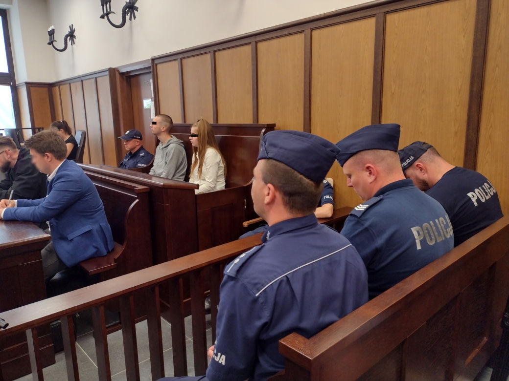 Martyna i Patryk zamordowali 16-letnią Kornelią. Zostali skazani na ćwierć wieku za kratkami
